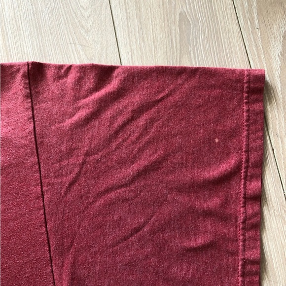 Vans Family Happy Holidays T Shirt in Red Men’s Size 3XL - Picture 7 of 7